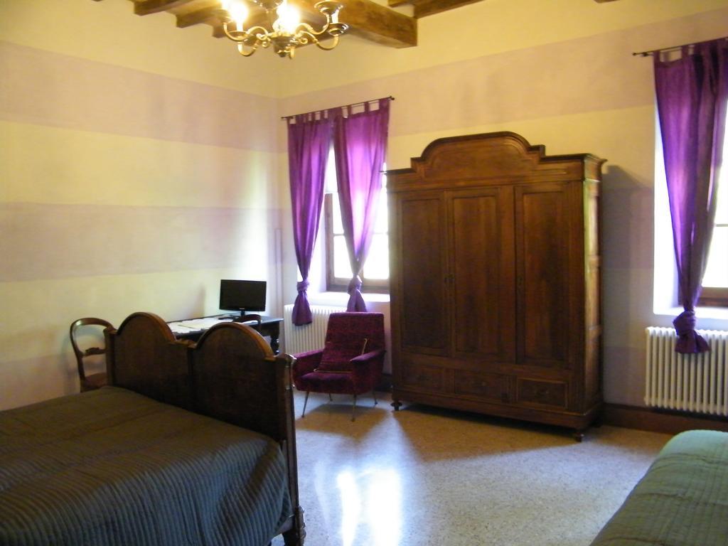 Room And Breakfast Torre Felino Exterior foto